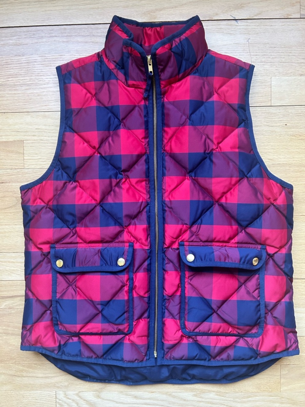 J Crew Excursion Puffer Vest Red Buffalo Plaid Navy Blue Down Fill Womens - Picture 7 of 11